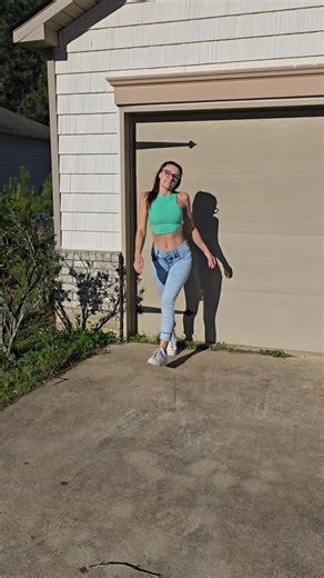 LuvBug 100 (@luvbug.100)’s videos with Right Thurr - Remix/Explicit - Chingy