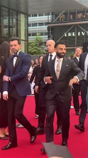 Liverpool Player Mohamed Salah turned heads at the PFA Awards #football #shorts