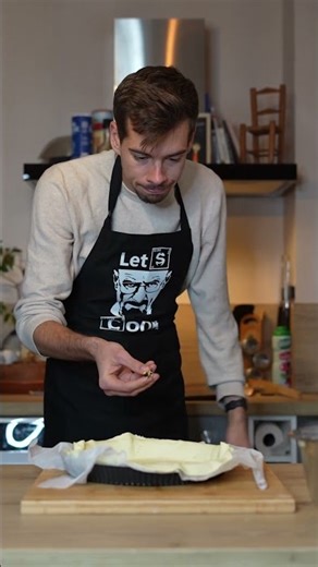 Cette galette des rois à la frangipane est tellement croustillante ! Simple et prête en 5 minutes