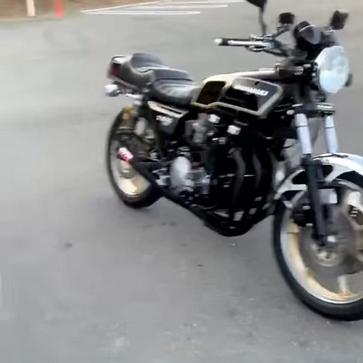 2021年1月27日 フルレストア 1979年式、カワサキ　Z1000mk2 、暖気 、TMRキャブレター、モリワキ マフラーサウンド、重低音。