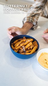 Craving a healthier twist on fries? 🍟 Try these Butternut Squash Fries! Here's how to make them: 🔥 Preheat your oven to 425°F (or fire up your air fryer). 1️⃣ Peel and gut your butternut squash, then slice it into fry-shaped pieces. 2️⃣ Toss the fries with panko or cornstarch for that extra crispiness. 3️⃣ Drizzle with avocado oil and season with garlic salt/powder, salt, and paprika. 4️⃣ Spread them on a sheet pan and bake for 15-20 minutes until golden and crispy. 5️⃣ Let them cool, then ele