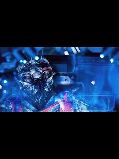 Love Movies Follow Me 🔥 #District9 #SciFiMovies #AlienInvasion #FilmAnalysis #Cinematic