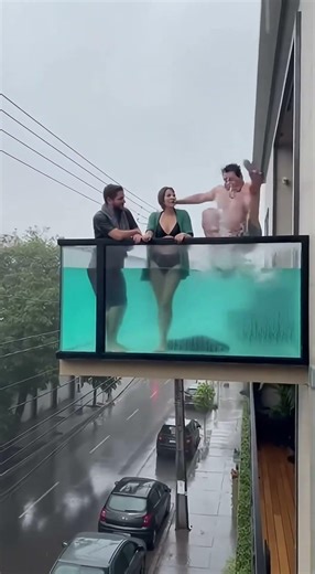 It sounds unbelievable, but the pool broke! 😱😂