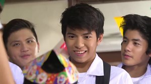 1.9M views · 113K reactions | Drew:"Parang nagbabago ang mundo ko pag nakikita ko siya."Panoorin kung paano nahulog si Drew kay Vanessa.Balikan sa #Bagito: DON’T FORGET TO LIKE ABS-CBN for more videos facebook.com/ABSCBNnetwork Visit kapamilyaonlinelive.com to know more details! | ABS-CBN | Facebook