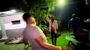 Koffi Olomide s'enjaille avec la chanson "Ebeba" de Samarino 🏃🏽 | KinshaStar