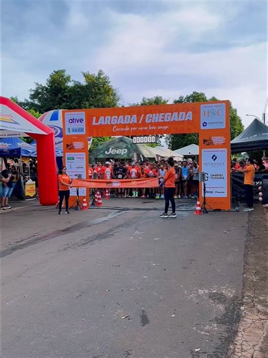 Rafael Alves de Oliveira on Instagram: "Mais uma prova na conta... Só constância e vontade de evoluir 🏃‍♂️ A verdadeira vitória é não parar! Prova super gostosa, percurso nada fácil, mas no fim deu bom!🔥🚀 Pace 4:24 Organização impecável!👏 #corrida #corridaderua #running #run #constancia"