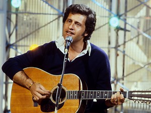 Joe Dassin : sa femme, Maryse, témoigne [interview exclusive]