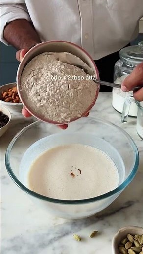 * NO OVEN & NO MAIDA* ATTA CAKE IN A DABBA #shorts