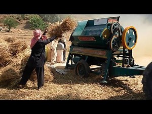Wheat Threshing Machine / Wheat Thresher / Agriculture Technology