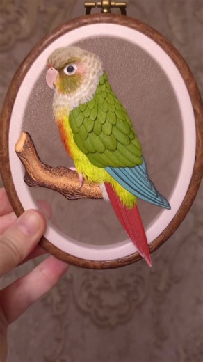 Creating a Conure sculpture out of eva foam | Sculpture Art