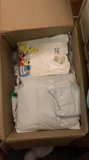 repclothing (@magicclothings)’s videos with Cake - Aflacko