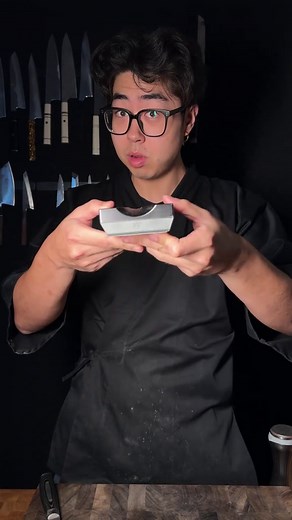Sunflower Seed Bread Test: Knife Sharpener Challenge