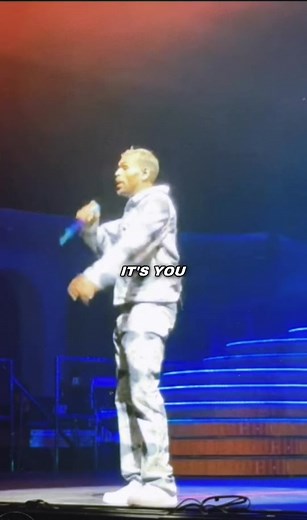 FOREVER- Chris Brown🎶🎤 #chrisbrown #forever #throwback #music #fypシ゚viral #nostalgic #fyp