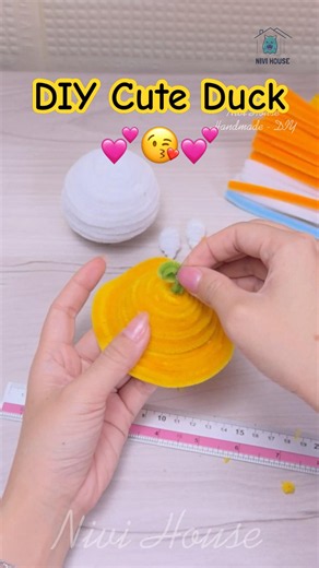 DIY Cute Duck with Pipe Cleaner 💕😘SO EASY #diy #pipecleaners