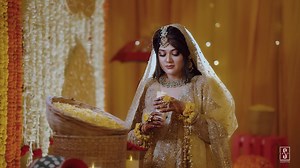 203K views · 5K reactions | ✨ “In the hues of holud, unfolds a chapter of love.” Muhit bin Salam & Mehebuba Sanam © Sakin Photography 2025 Cinematography : Al- Imran Contact us for booking related queries : 01680-717110 | Sakin Photography | Facebook