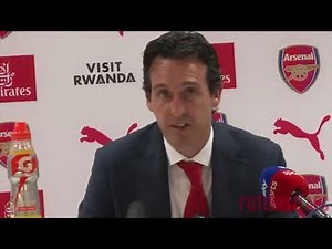 Unai Emery diciendo "good evening" (gudivinin)