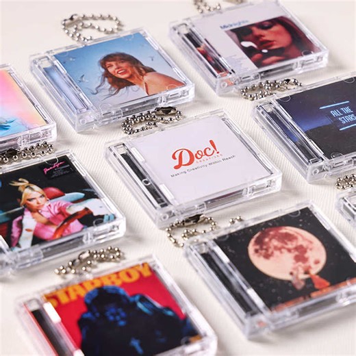 Wholesale High Quality CD Box Keychain DVD Holder Key Ring Custom Logo Acrylic Diy Blank Mini Album Idol NFC Music CD Keychain