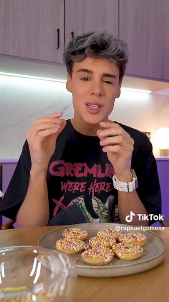 testing the viral donut maker 😆 | donut