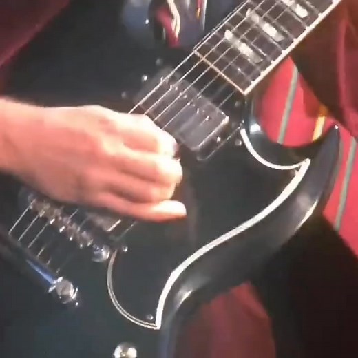 AC/DC - Thunderstruck (Live at Donington, August 17, 1991 | Gök Dem
