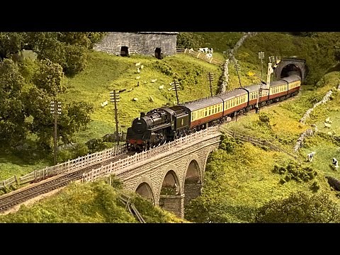 The First Trains of the Year - The Yorkshire Dales Model Railway