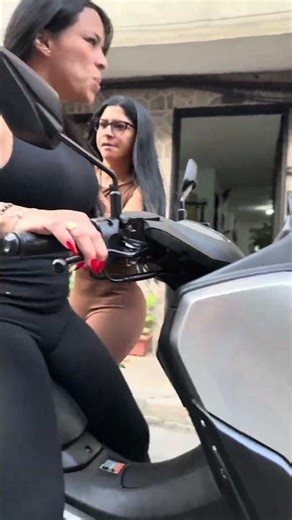 Look at the job my girlfriend got… I don't know whether to laugh or cry 😅