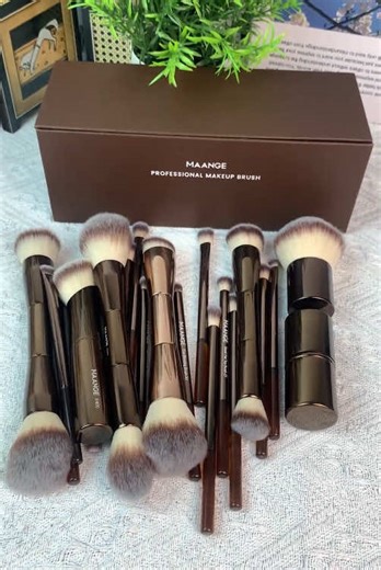 Pennelli Make Up Professionali in Offerta!