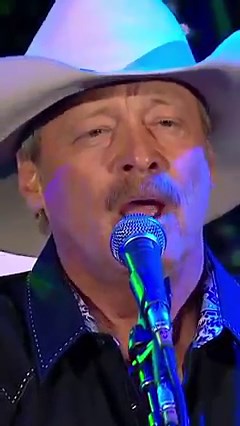 221K views · 10K reactions | “Raised on the ways and gentle kindness, of a small town Southern man...” #AlanJackson #CountryMusic #SmallTownSouthernMan | Alan Jackson | Facebook