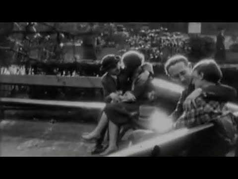 Max Mensing - Blutrote Rosen [Blood Red Roses] (1929)