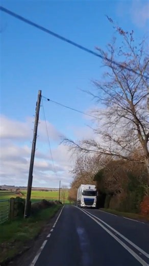 Smashing road #automobile #travel #road #southdowns #hampshire