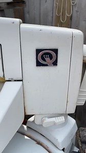 5.6K views · 71 reactions | Aren't you glad you don't have to do laundry with one of these vintage wringer washers? 癩 Try repurposing an out-of-service machine in the garden! We think it would make an adorable pedestal for potted plants. Wheel it outside and fill it with soil or set containers of blooms inside or on top to brighten your day.  #countrysampler #countrysamplermagazine #hack #thrifting #vintage #washer #garagesale #fleamarket #fleamarketfinds | Country Sampler | Facebook