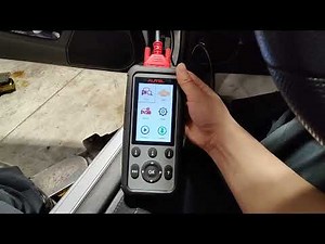 Autel MD806 Pro for retracting your rear electronic parking brake calipers.