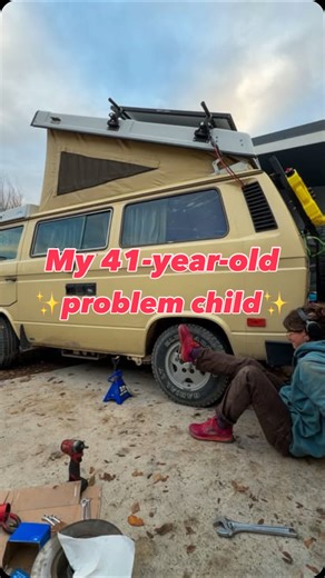 Rae 🪩 on Instagram: "When I hit the brakes, the pedal drops straight to the floor. We found both rear wheel cylinders leaking, so that’s where we figured the problem started. Today I replaced: • Front rotors & brake pads • Rear wheel cylinders • All the brake fluid (it was nasty) Next up: replacing the master cylinder and hopefully finally fixing the issue. This van has spent a lot of time just sitting, but it’s in such good shape otherwise. Fingers crossed it’ll be mechanically solid so