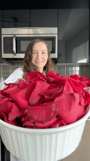 Roses = Hair Dye???