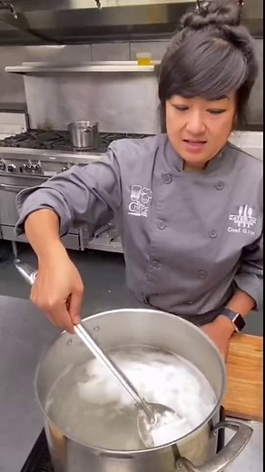Efficient Egg Poaching: How to Poach Multiple Eggs at Once