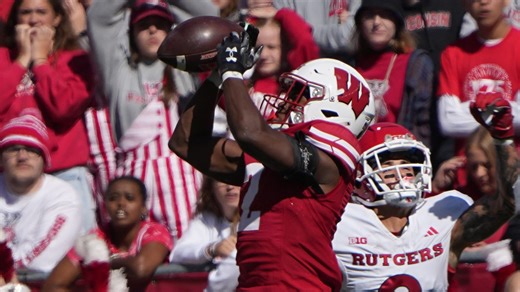 Ricardo Hallman gets helpful advice, steals the show for UW's defense with interception