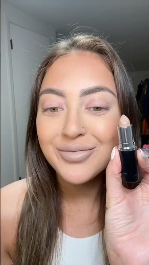 Mac Cosmetics Silky Matte Lipstick “Folio”