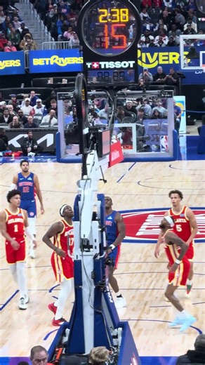 JD bag work🫡😤 #pistons #nba #bagwork #post #tobiasharris #jalenduren