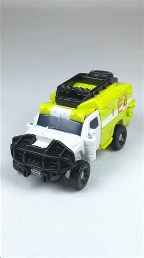 Ratchet Transform! | ラチェットを変形させてみた！(CYBER VERSE) #transformers #toys #nottontv