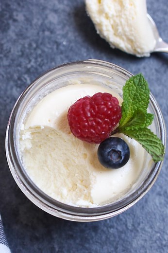 Sous Vide Cheesecake in Mason Jars (+ Video)
