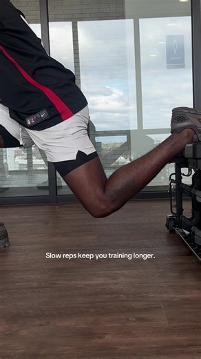 Strength isn’t just built lifting the weight. It’s built by controlling it. Slow eccentrics teach your body how to absorb force and that’s what keeps you training. #EccentricTraining #TrainSmart #MoveBetter #InMotion