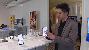 Take a look at TCL's new phone that transforms into E-Ink-like device