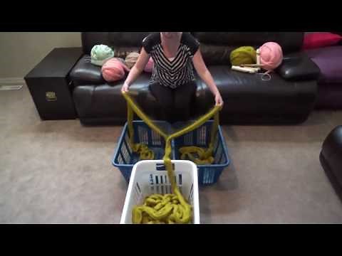 Splitting Unspun Merino Roving Yarn to Half Thickness