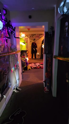 💥💥💥👀👀Wow a spooky good time. We are here for only 2 more hours dont miss out. And dont forget out flash and gift certificate sale tomorrow Happy Halloween 🔥🔥🔥🔥 | Billy Young Tattoos