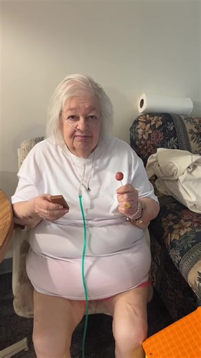 Lolly Pop Soap Challenge with Grammy