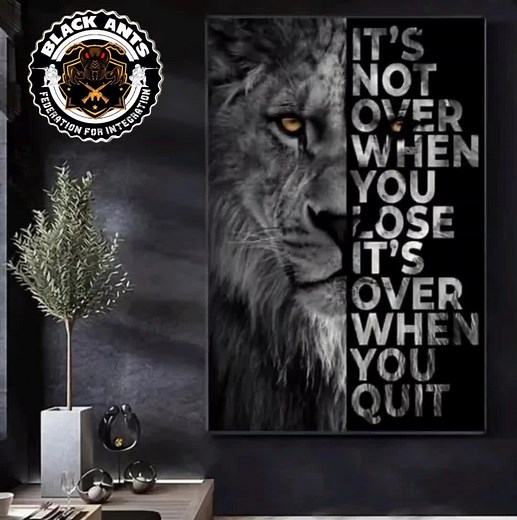 Motivational Lion Quote: Never Quit on Your Dreams