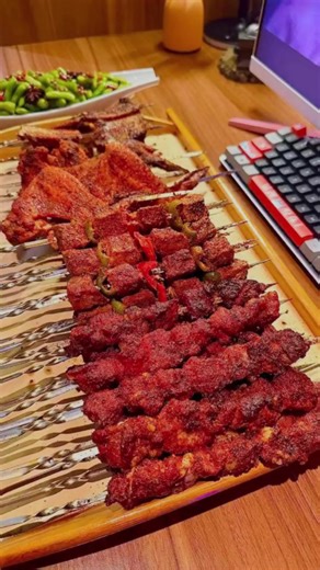 Eat delicious Seafood #food #cooking #yummy #streetfood #localrecommendations #automobile #delicious Phart-2 Welcome to Lukas Schultz. We will show you about Travel & Blog mix together with the other actions like food on Street, song on the street, funny baby, eating, playing and something else. Please kindly to follow, like, comment, share me. #instagramgrowth #contentcreator #reelstips #socialmediatips #creatortips #instagramstrategy #contentmarketing #viralreels #growwithus #growthmindset #ke