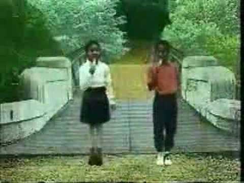 Sesame Street - Every Bit A Litter Hurts