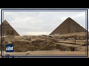 Découverte d'un couloir caché dans la Grande Pyramide de Gizeh en Égypte