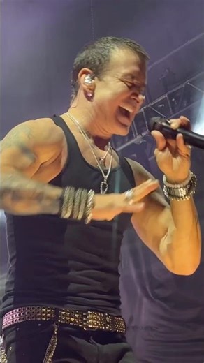 Look at Scott Stapp’s Face as He Sings “Higher” — He’s Feeling It