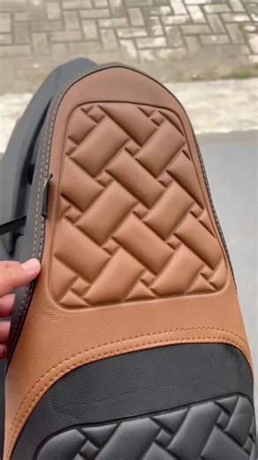 Universal Motorcycle Seat Cover: Scratch Proof & Waterproof